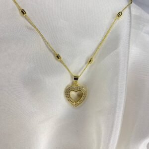 Collar corazón dorado