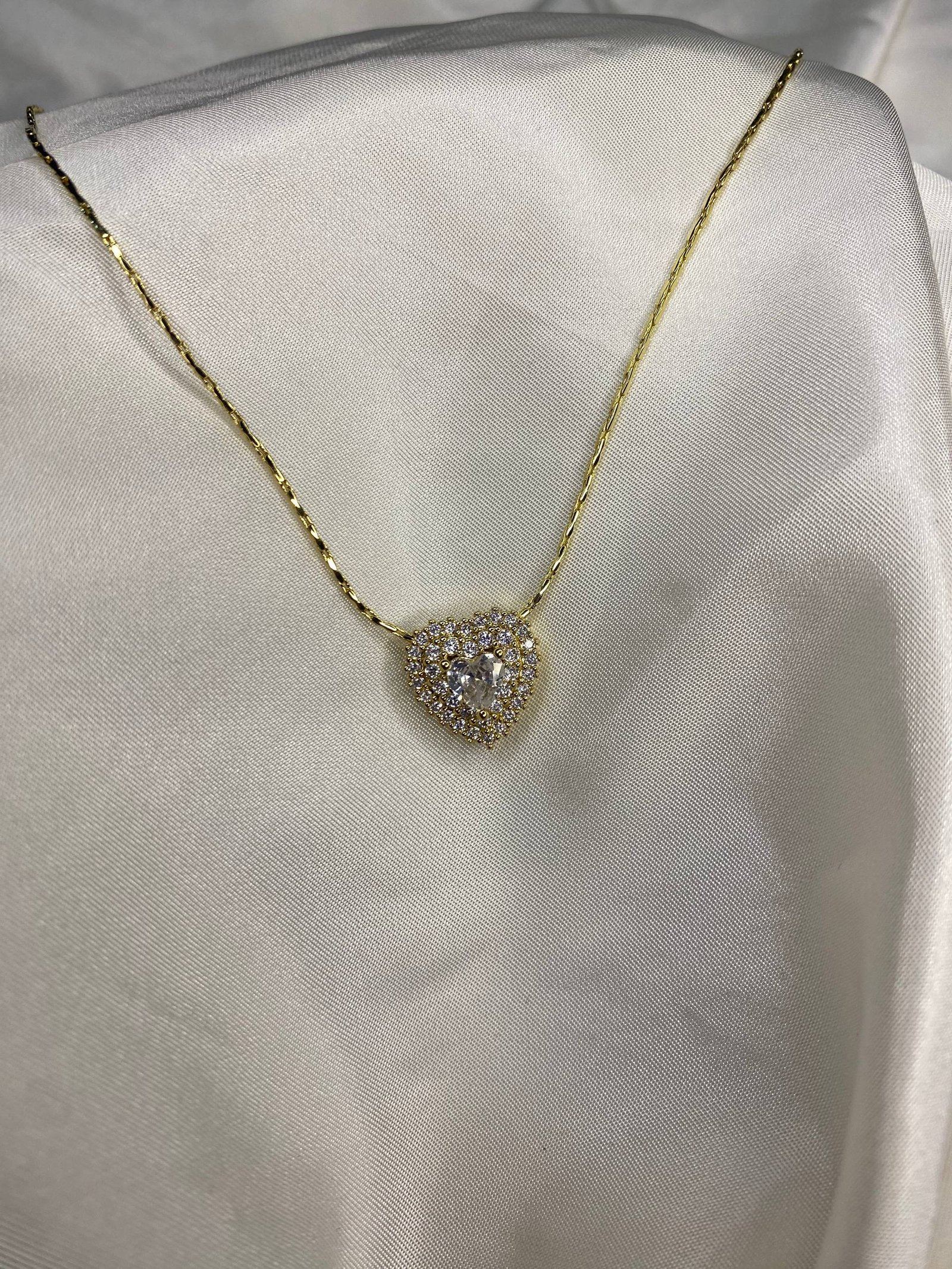 Collar Corazón circones